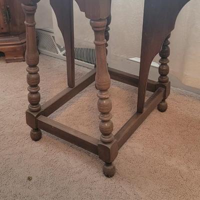 Drop leaf side table 1402