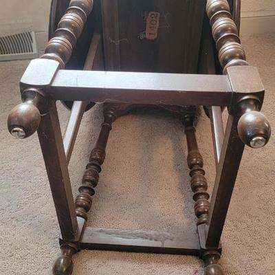 Drop leaf side table 1402