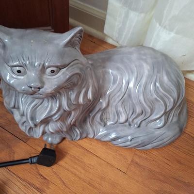 Kitty Sculpture