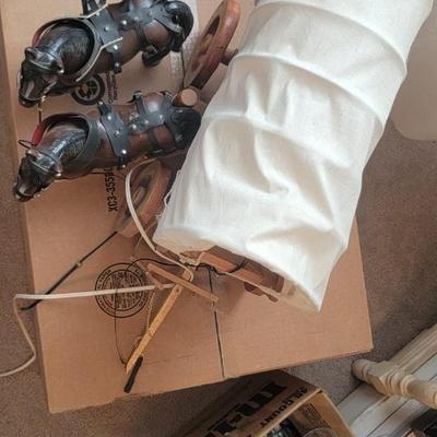 Vintage covered wagon lamp