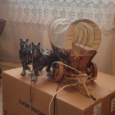 Vintage covered wagon lamp