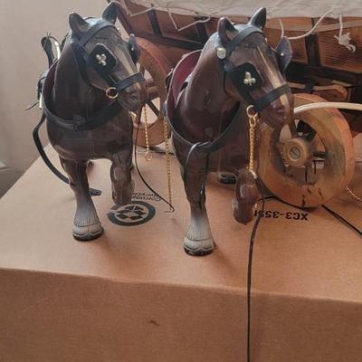 Vintage covered wagon lamp
