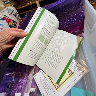 Lot 128 2 totes of quilting items