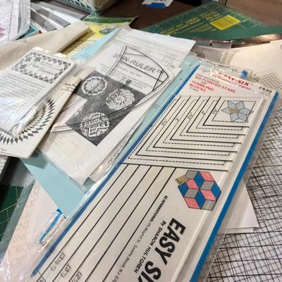 Lot 132 Sewing items