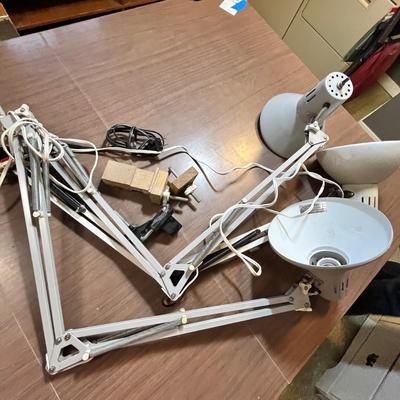 Lot 133 3 lamps