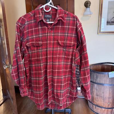 Abercrombie & Fitch, Eddie Bauer, and Other Men’s Flannels - Size Large (B3-DZ)