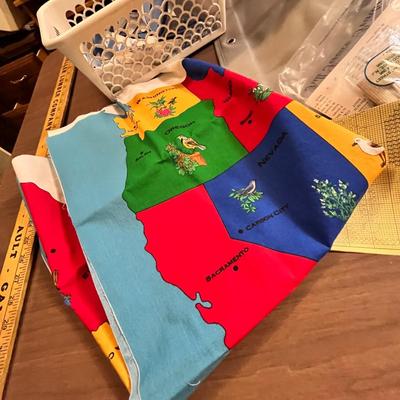 Lot 140 sewing items