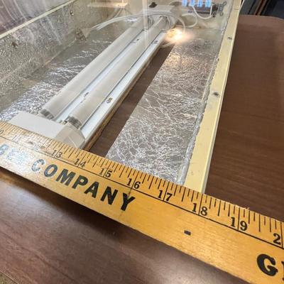 Lot 150 Light boxes