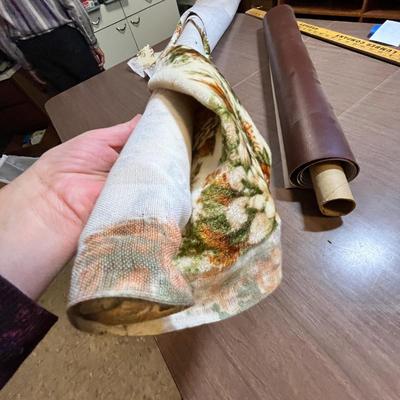 Lot 155 Vintage material
