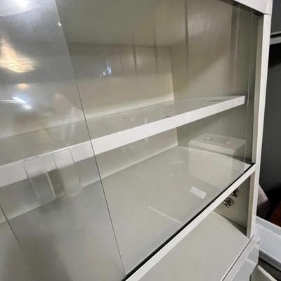 Lot 156 Metal Hutch