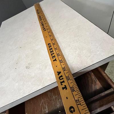 Lot 164 Rolling 4 drawer counter
