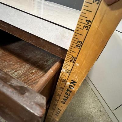 Lot 164 Rolling 4 drawer counter
