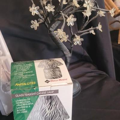 Dublin NIB Carafe, candle lamp, tree