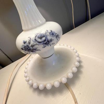 Lot 175 Vintage milk glass lamp