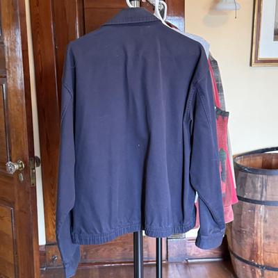 Size L Men’s Coats + Vests by Brooks Brothers, Banana Republic, & More (B3-DZ)
