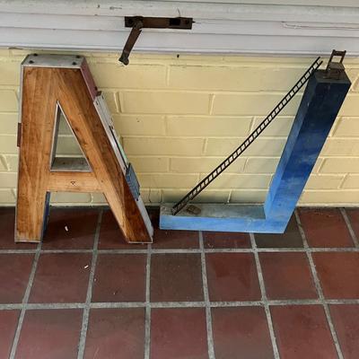 M.E.T.A.L - Letter Art Marilyn & Jack Da Silva, Tony Esnia (SR-RG)
