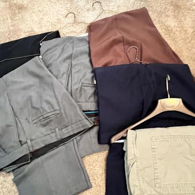 Lot 179 Men's pants