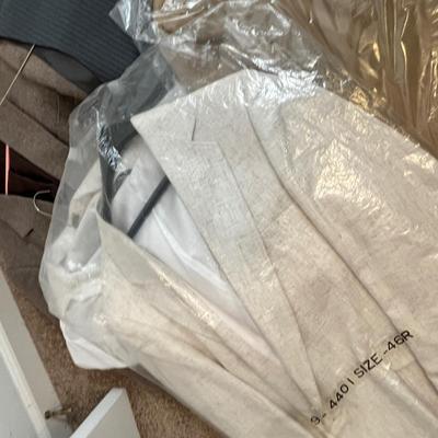Lot 180 Men's Suits
