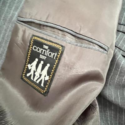 Lot 180 Men's Suits
