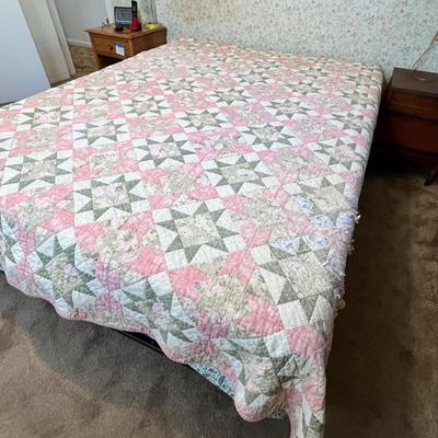 Lot 197 Queen size quilt