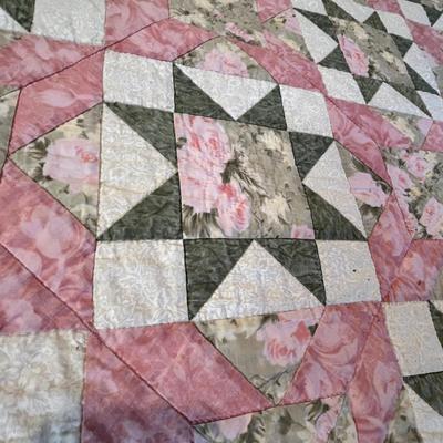 Lot 197 Queen size quilt