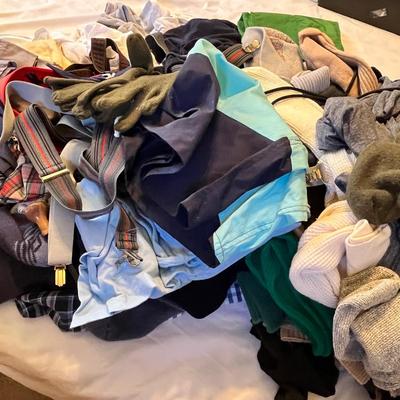 Lot 209 large lot of men's intimates
