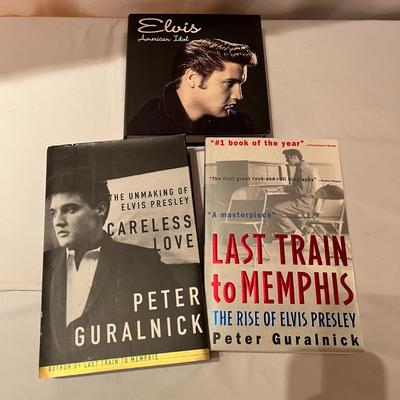 Elvis Memorabilia (D-MG)