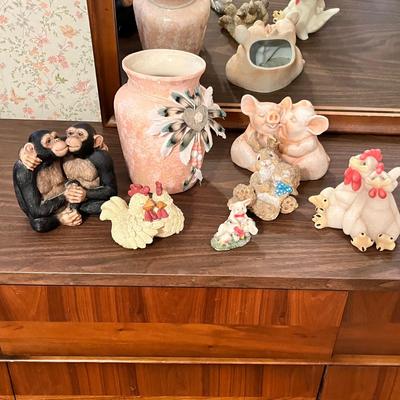 Lot 217 Animal couples decor