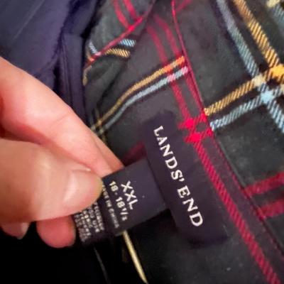 Lot 221 Men's clothing