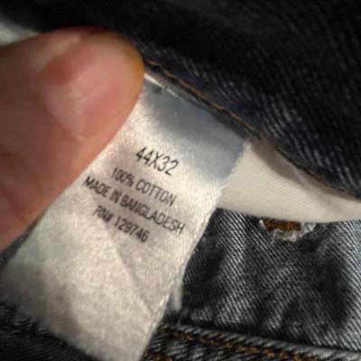 Lot 223 Men's Clothing