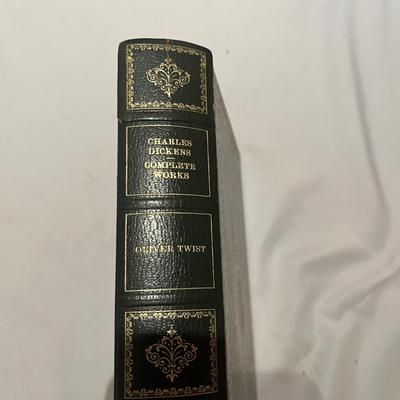 Charles Dickens Centennial Edition Book Set (D-MG)