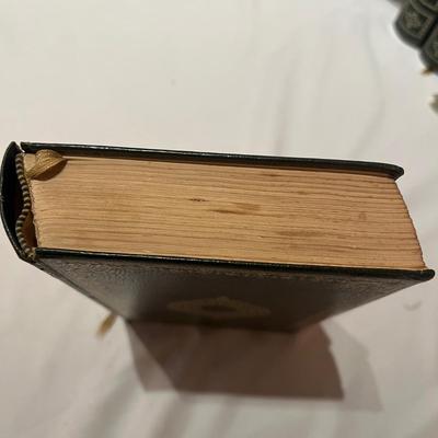 Charles Dickens Centennial Edition Book Set (D-MG)