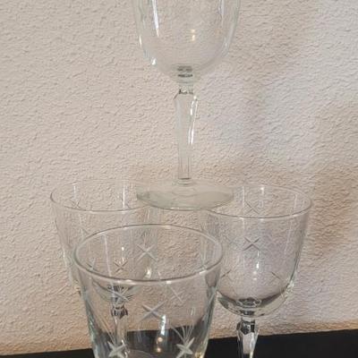 Sharper Image French press with cups