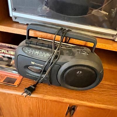 Lot 254 Hutch w/ stereos
