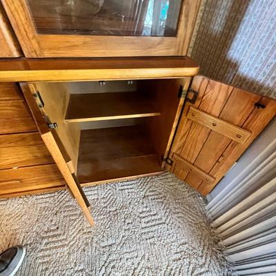 Lot 256 Oak hutch
