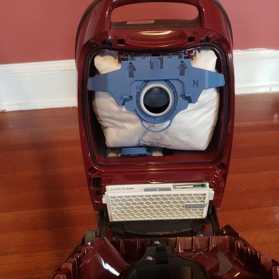 Miele Complete C3 Soft Carpet PowerLine Vacuum (B2-KD)