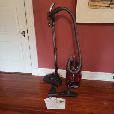 Miele Complete C3 Soft Carpet PowerLine Vacuum (B2-KD)
