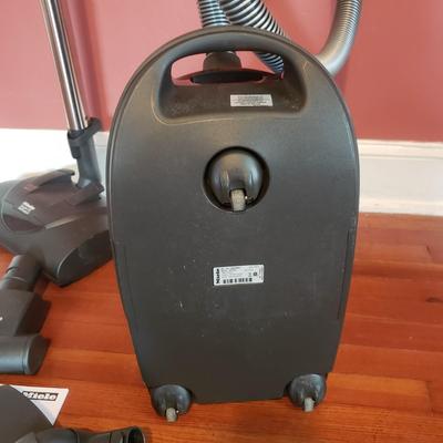 Miele Complete C3 Soft Carpet PowerLine Vacuum (B2-KD)