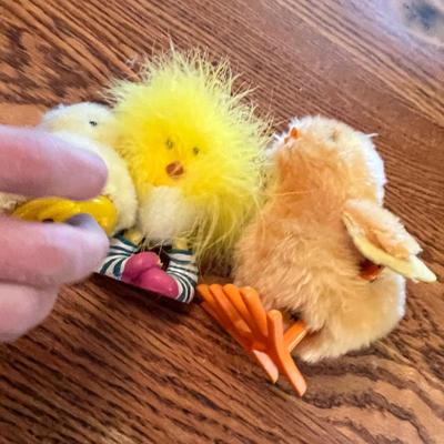 Lot 263 Plush chickens