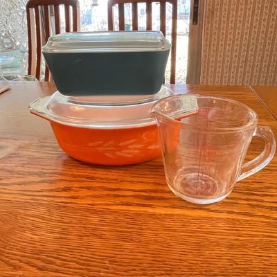 Lot 265 Pyrex