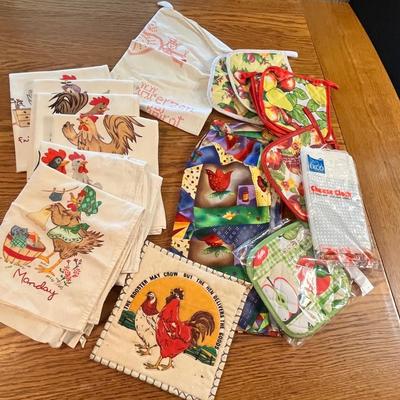 Lot 269 More chicken linens