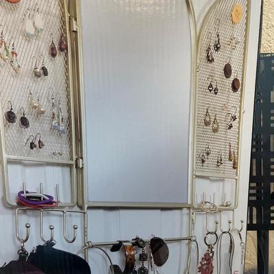 Over door, accessory organizer, table, three-piece wall art