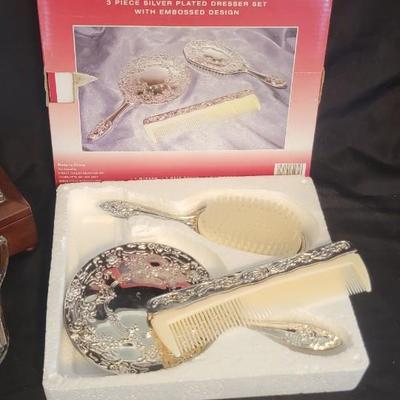 Dresser set, music box, pitcher