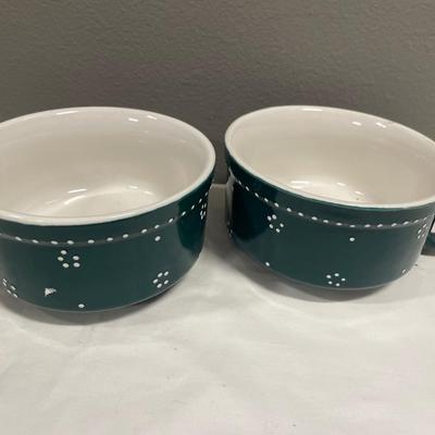 2 green soup mugs