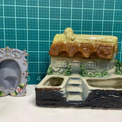Country house planter and small porcelain picture frame