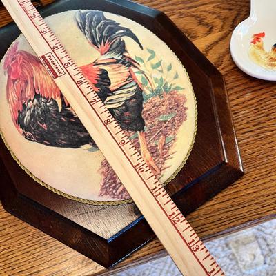Lot 275 Assorted chicken items