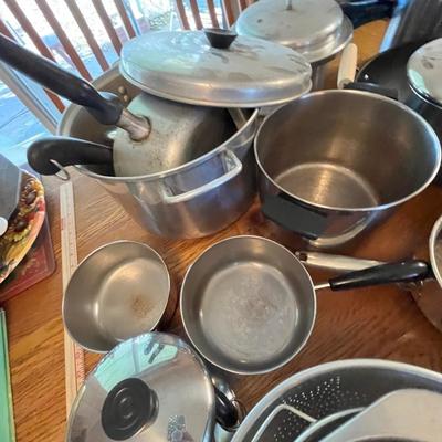Lot 280 Pots & pans