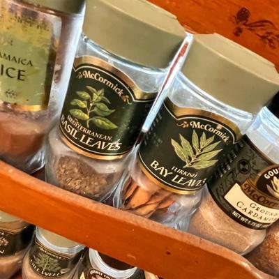 Lot 283 Vintage spice rack w/ jars