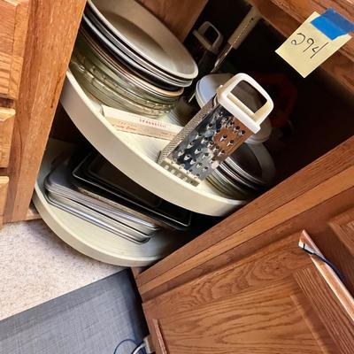 Lot 294 Bake ware & other
