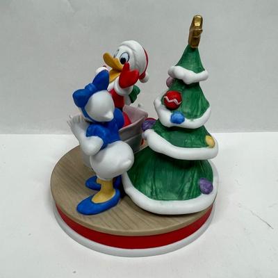 Disney Christmas 1984 Donald Duck as Santa